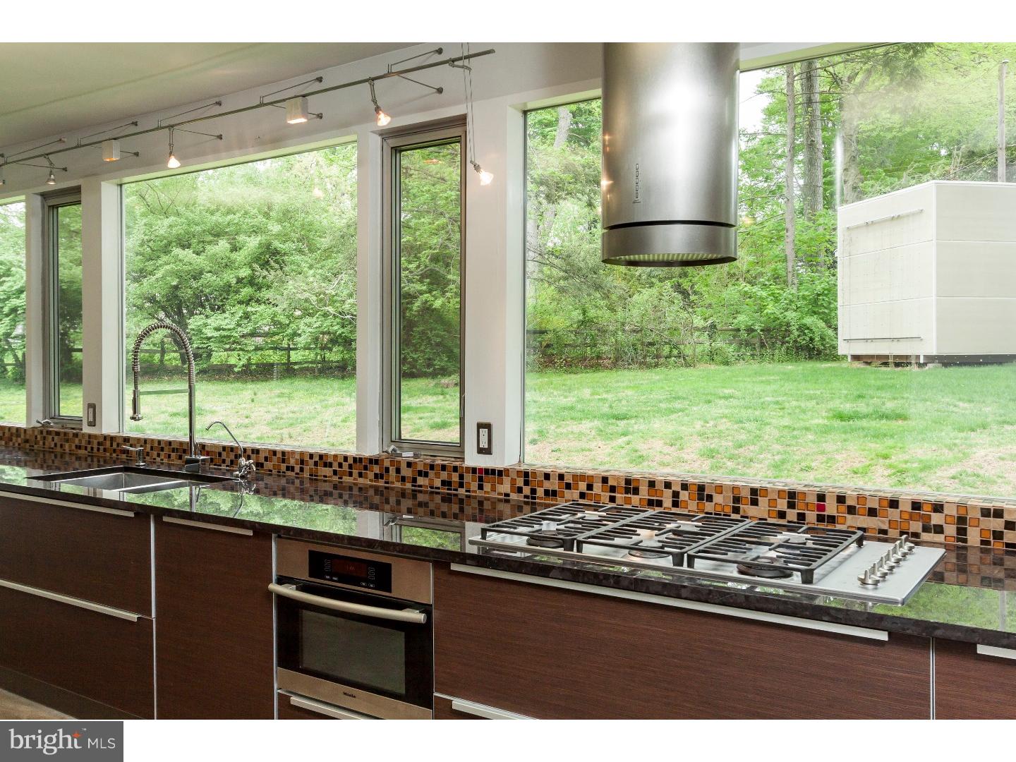 929 Frog Hollow Road Jenkintown, PA 19046 - Photo 15 of 24 Kitchen