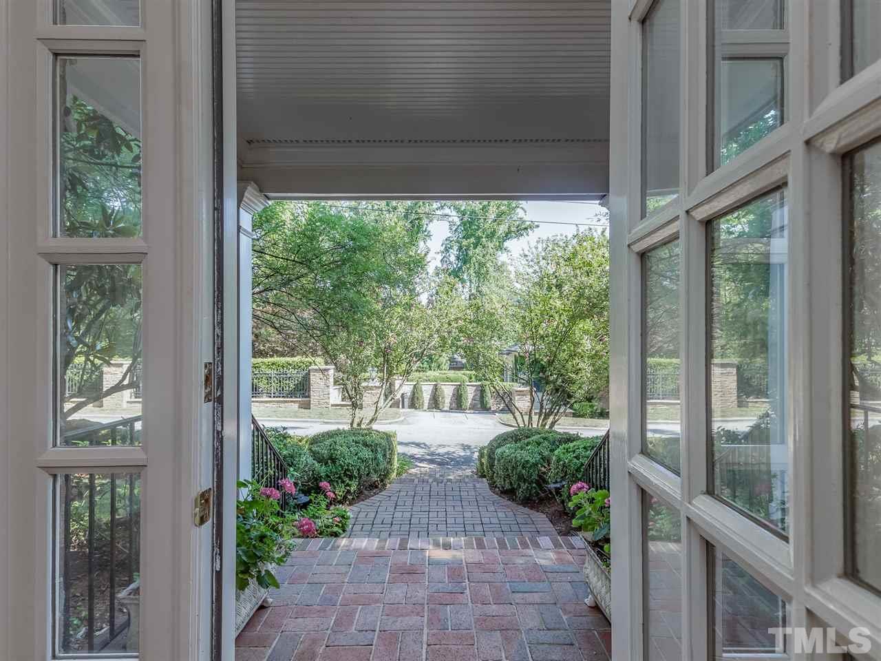 2209 White Oak Road Raleigh, NC 27608 - Photo 10 of 30