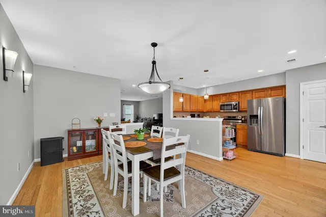 $475,000 | 2046 University Boulevard West, Unit 12, Silver Spring, MD 20902