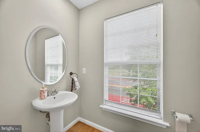 $475,000 | 2046 University Boulevard West, Unit 12, Silver Spring, MD 20902