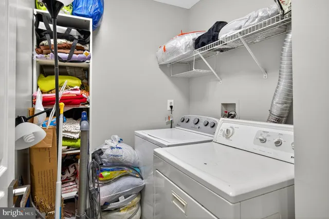 $475,000 | 2046 University Boulevard West, Unit 12, Silver Spring, MD 20902