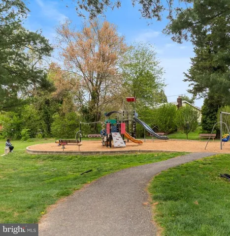 $475,000 | 2046 University Boulevard West, Unit 12, Silver Spring, MD 20902