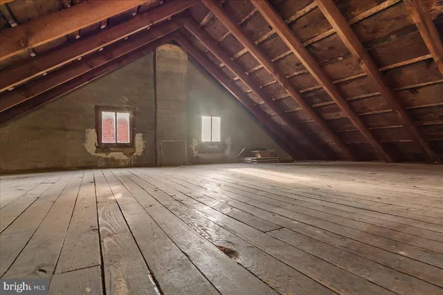 $995 | 250 North Mulberry Street, Unit 2F, Hagerstown, MD 21740