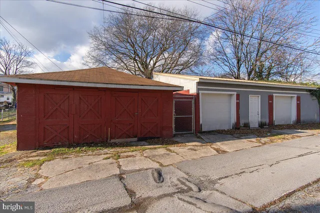 $995 | 250 North Mulberry Street, Unit 2F, Hagerstown, MD 21740