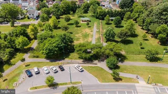 $995 | 250 North Mulberry Street, Unit 2F, Hagerstown, MD 21740