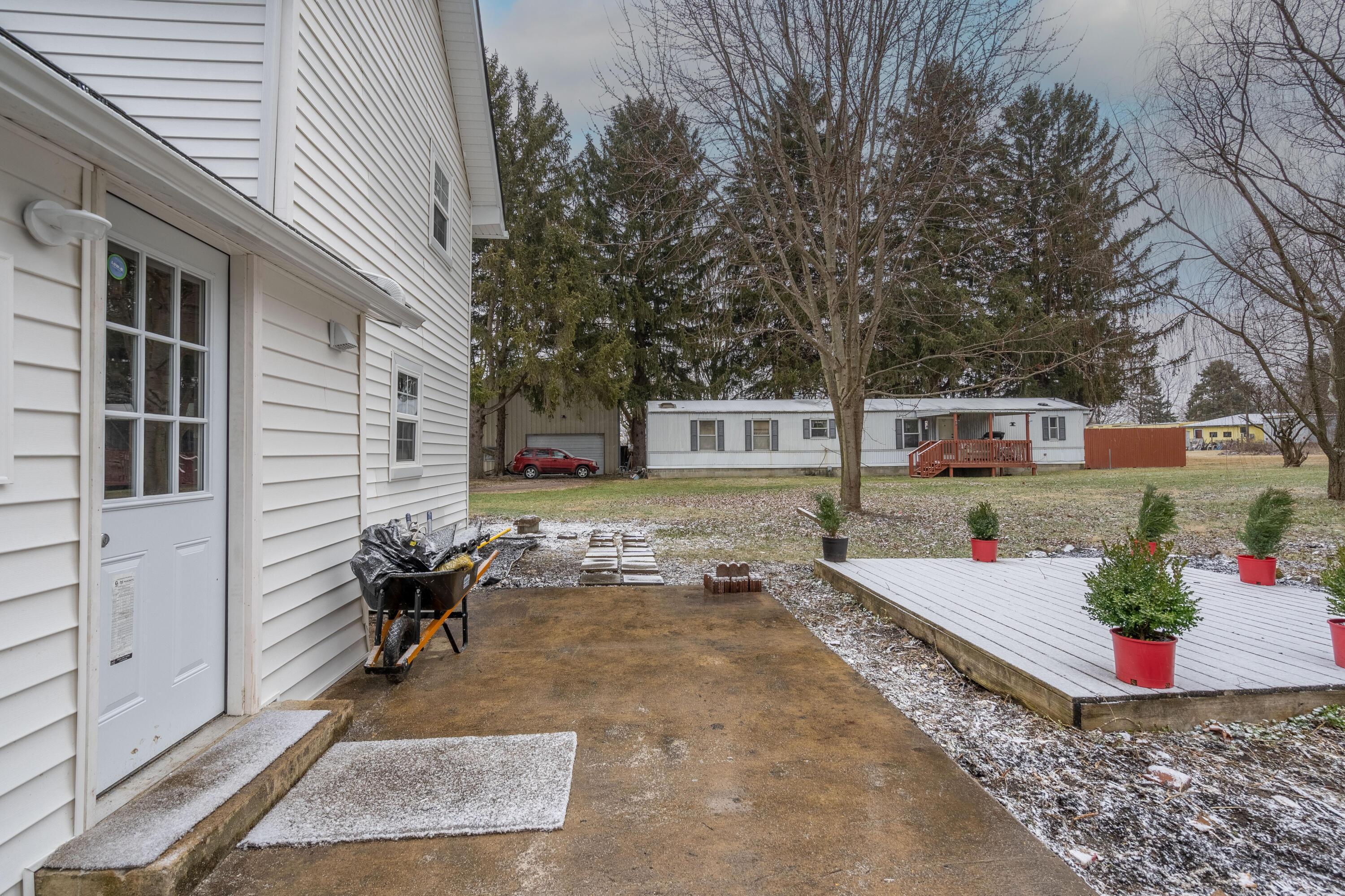 244 North Swain Avenue La Rue, OH 43332 - Photo 21 of 23 Patio