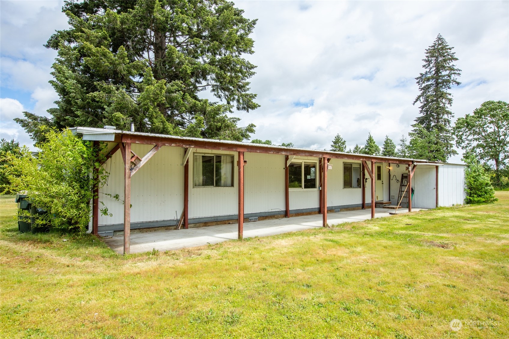 18433 Cook Road Southeast Yelm, WA 98597 - Photo 6 of 40 Gallery Image 6