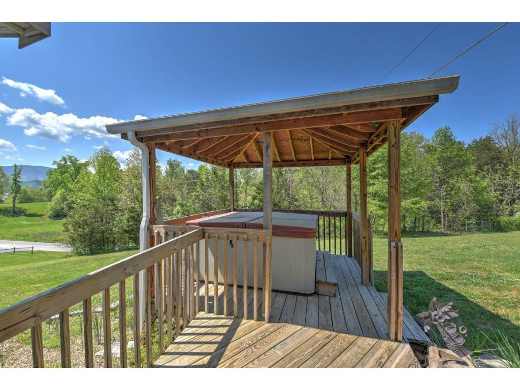 887 Bullock Hollow Road Bristol, TN 37620 - Photo 30 of 34 RELAX IN YOUR HOT TUB2ND HM