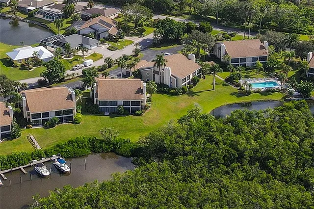 a big yard with lots of green space and mountain view