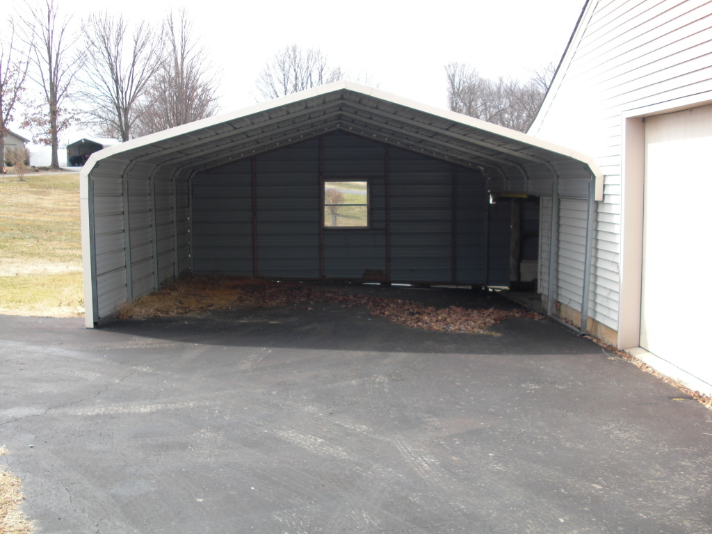 12083 Hardy Road Hardy, VA 24101 - Photo 15 of 19 a view of a garage