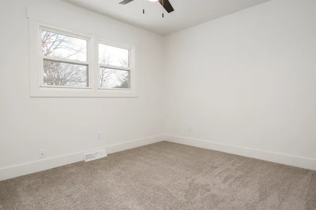 an empty room with a empty space