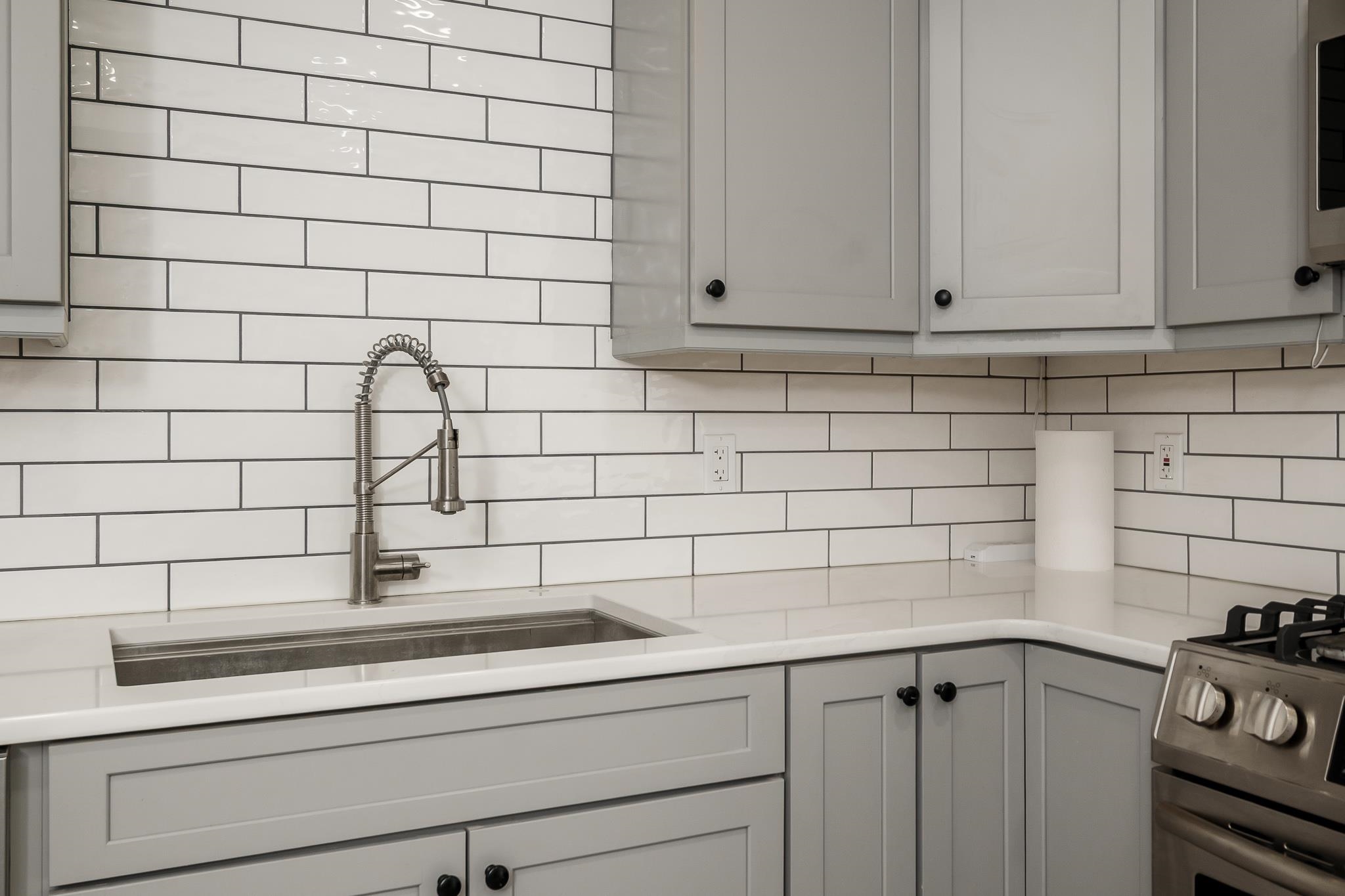 617 East 3rd Street Byron, IL 61010 - Photo 4 of 40