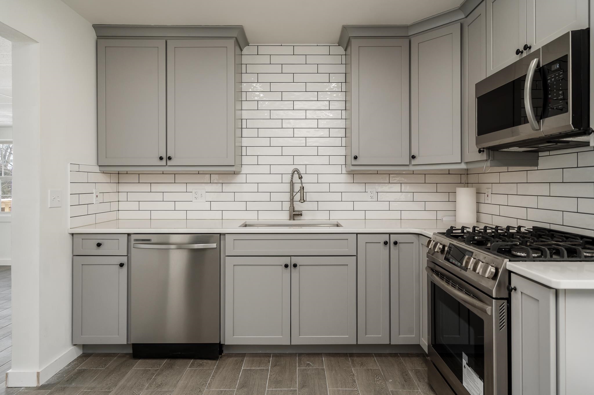 617 East 3rd Street Byron, IL 61010 - Photo 10 of 40