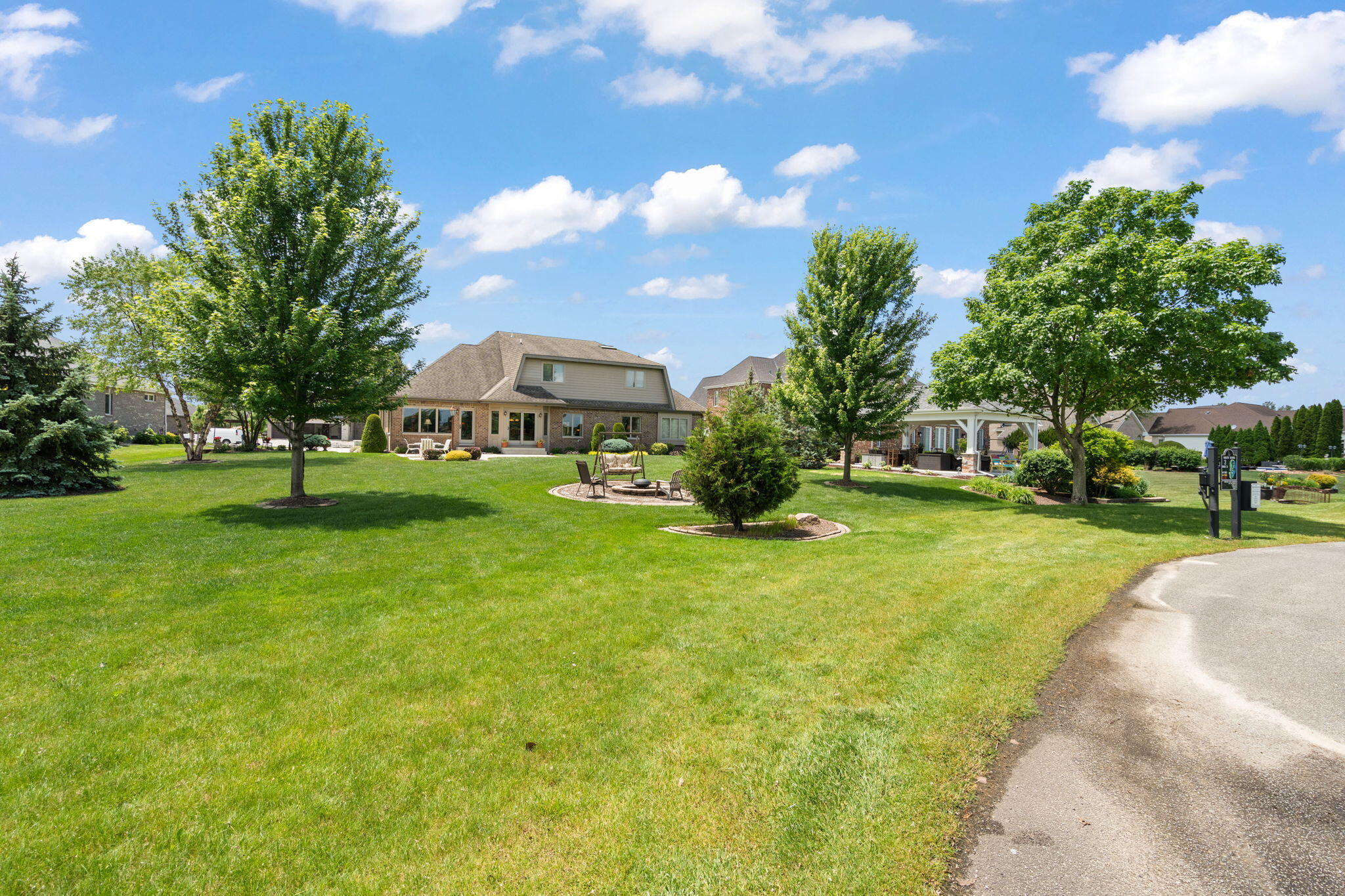 1630 Chalone Court Crown Point, IN 46307 - Photo 46 of 75 2048x1365