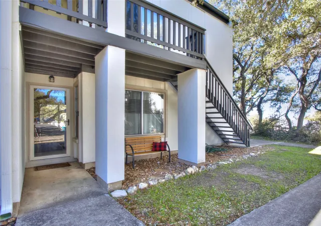 $286,000 | 1029 Parkview Drive, Unit F34, Canyon Lake, TX 78133