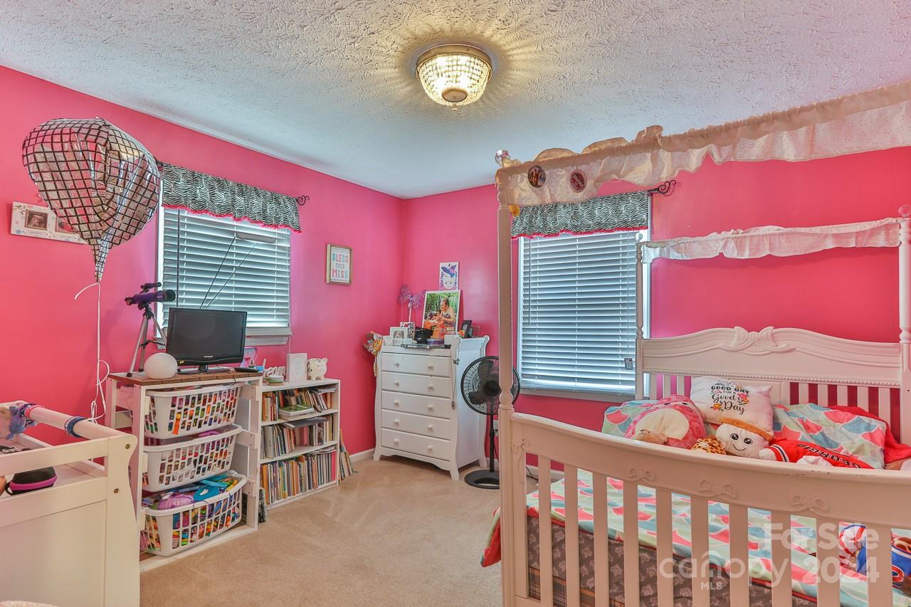 2218 Olde Well Road Hudson, NC 28638 - Photo 36 of 43 Gallery Image 36