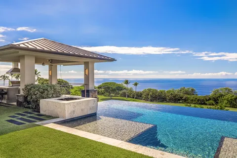 $9,150,000 | 81-6575 Hiaaiono Place, Captain Cook, HI 96704