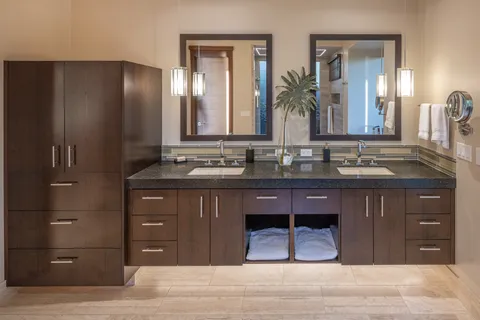 $9,150,000 | 81-6575 Hiaaiono Place, Captain Cook, HI 96704