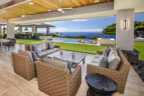 $9,150,000 | 81-6575 Hiaaiono Place, Captain Cook, HI 96704