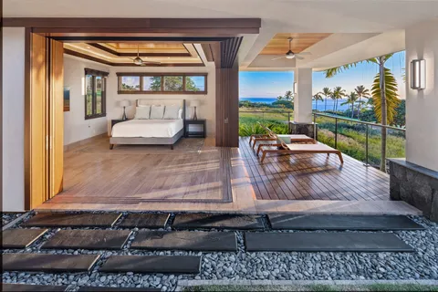 $9,150,000 | 81-6575 Hiaaiono Place, Captain Cook, HI 96704