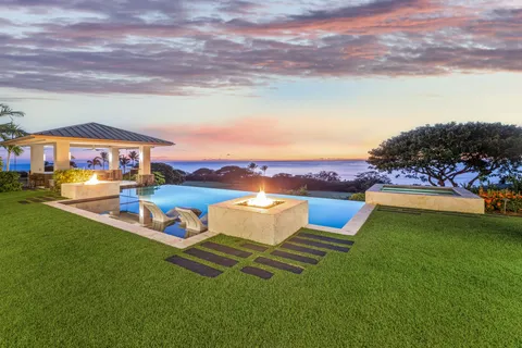 $9,150,000 | 81-6575 Hiaaiono Place, Captain Cook, HI 96704
