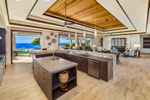 $9,150,000 | 81-6575 Hiaaiono Place, Captain Cook, HI 96704