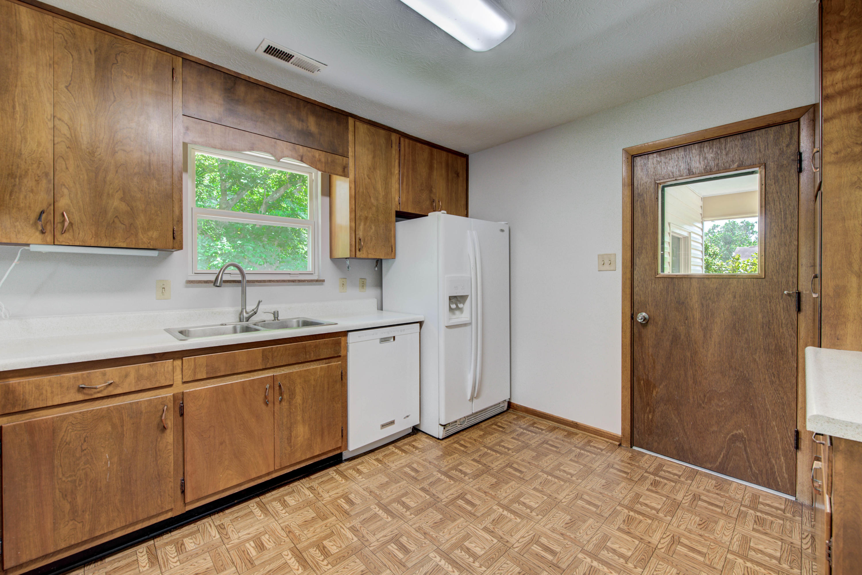 102 Newhaven Road Oak Ridge, TN 37830 - Photo 8 of 33 8