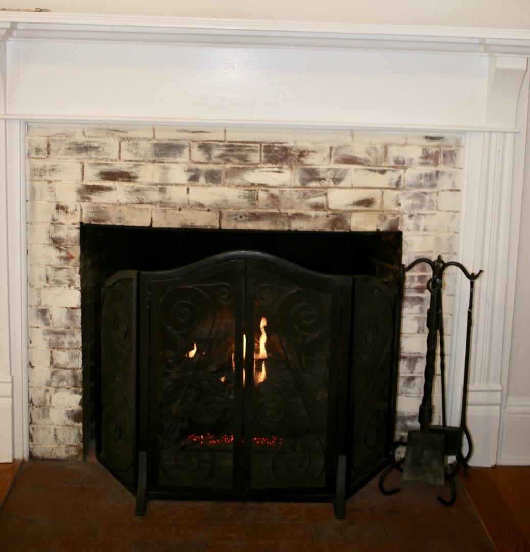 570 South Ridge Street Southern Pines, NC 28387 - Photo 11 of 44 570 SR GAS LOG FP