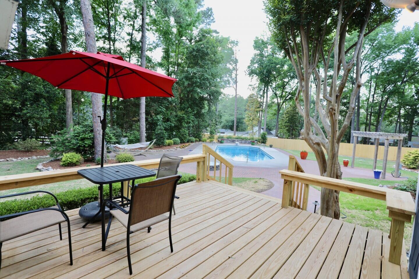570 South Ridge Street Southern Pines, NC 28387 - Photo 33 of 44 570 SR DECK & POOL