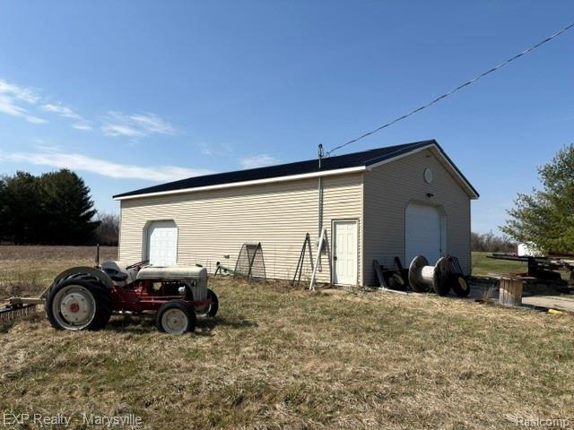 6919 Emmett Road Yale, MI 48097 - Photo 2 of 15