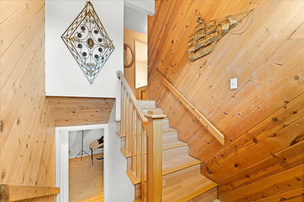 4093 Old Upton Road Central Point, OR 97502 - Photo 14 of 23 a view of entryway with a front door