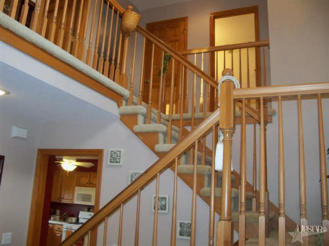 303 Rampart Drive Fort Wayne, IN 46845 - Photo 11 of 29 Gallery Image 11