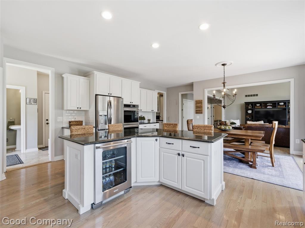 532 Springview Drive Rochester, MI 48307 - Photo 15 of 63 Gallery Image 15