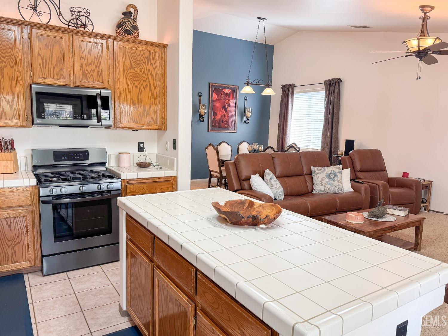 Undisclosed Address Bakersfield, CA 93312 - Photo 14 of 42