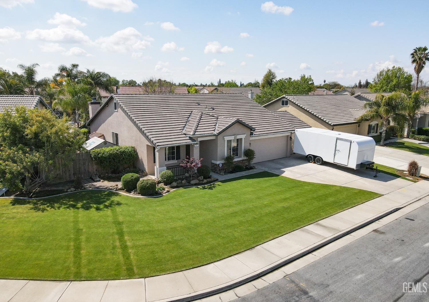 Undisclosed Address Bakersfield, CA 93312 - Photo 2 of 42