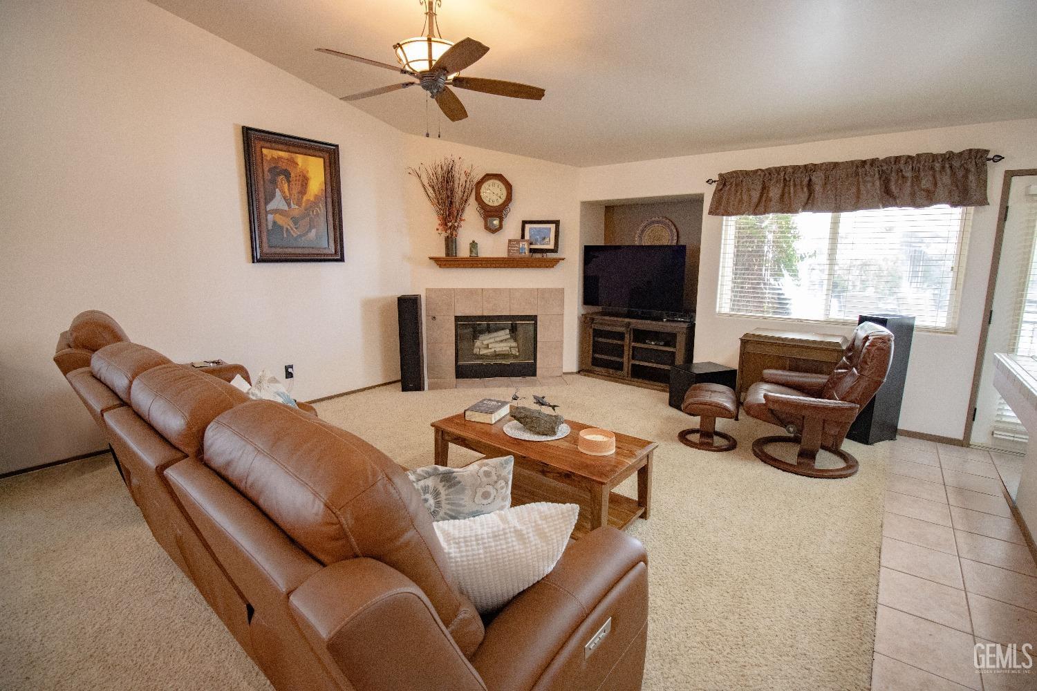 Undisclosed Address Bakersfield, CA 93312 - Photo 10 of 42