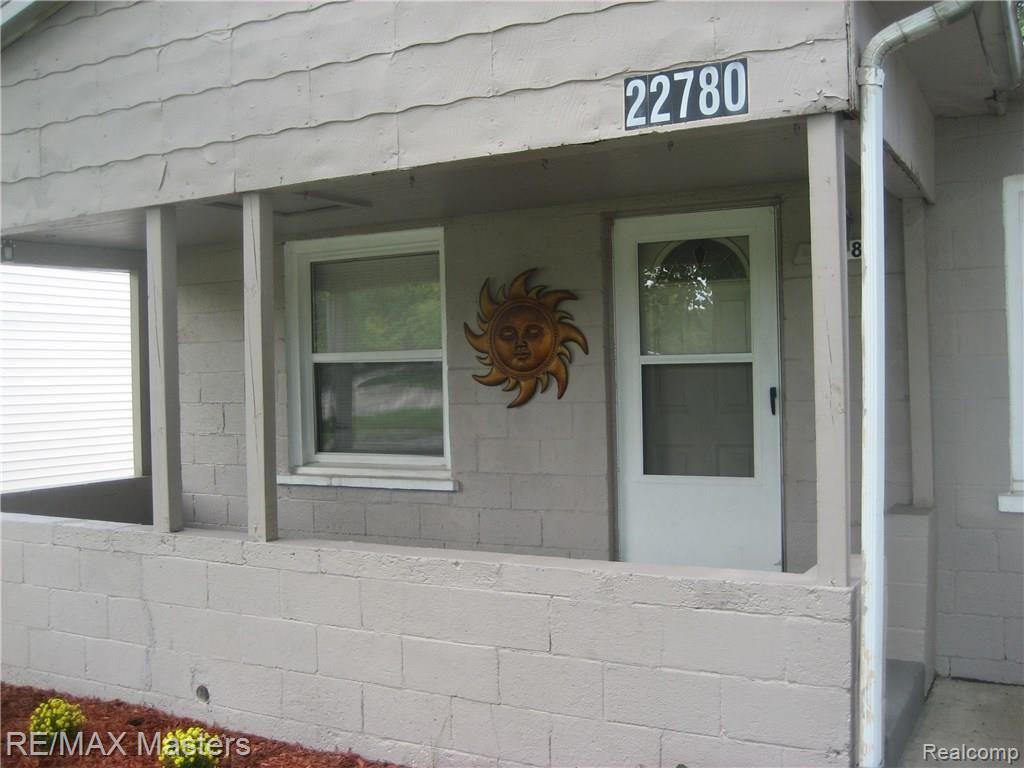22780 Northline Road Taylor, MI 48180 - Photo 6 of 22 IMG_1792.JPG