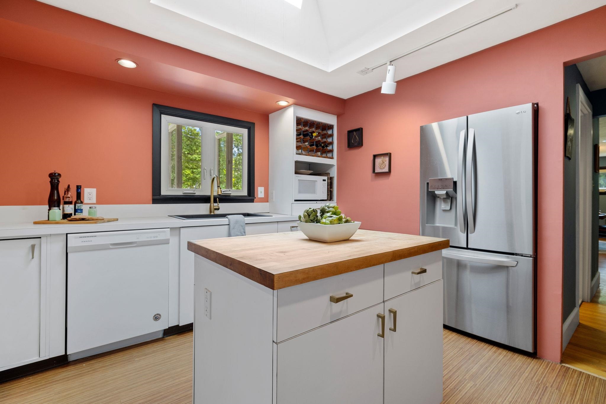 24 Windham Road Derry, NH 03038 - Photo 28 of 39