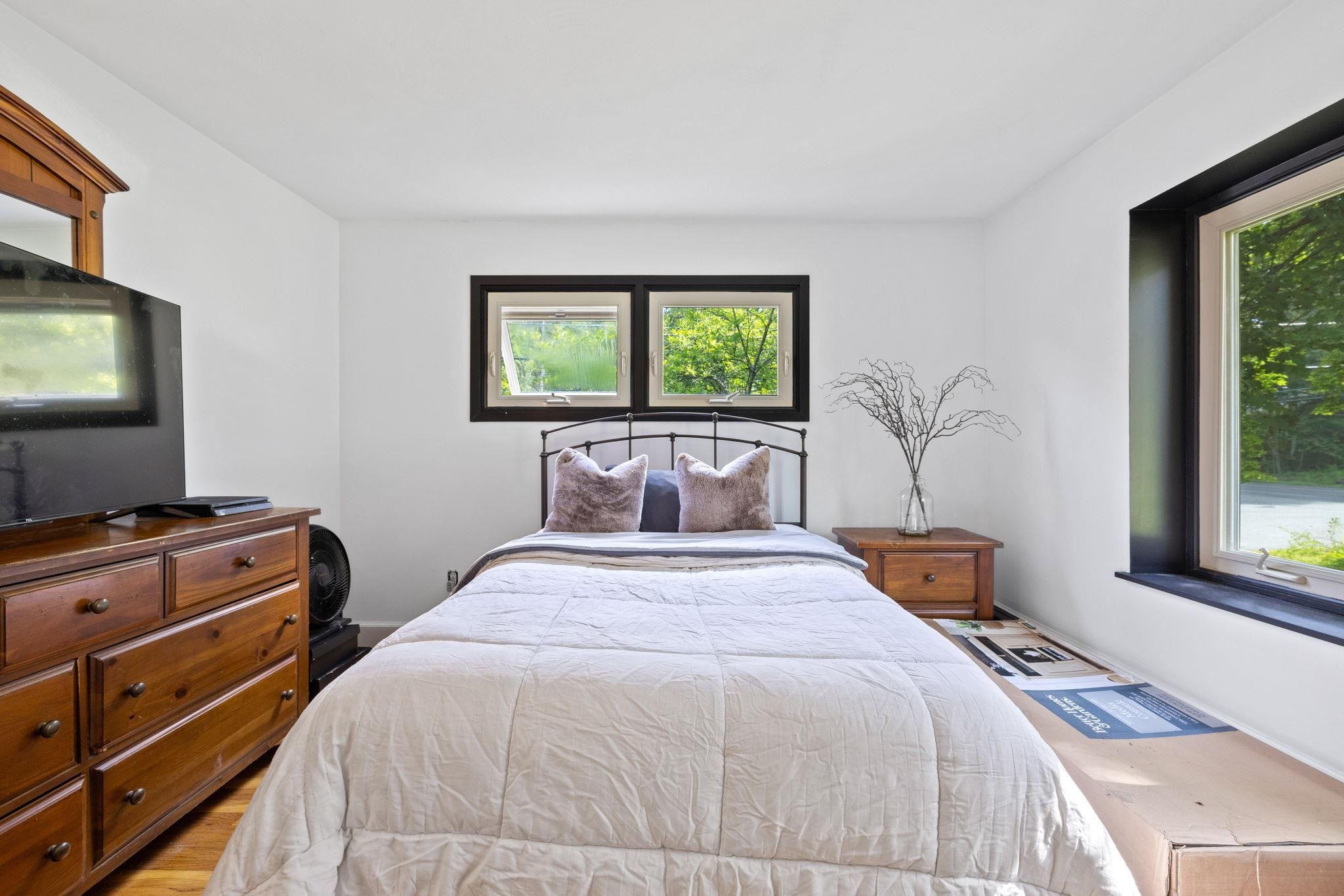 24 Windham Road Derry, NH 03038 - Photo 32 of 39