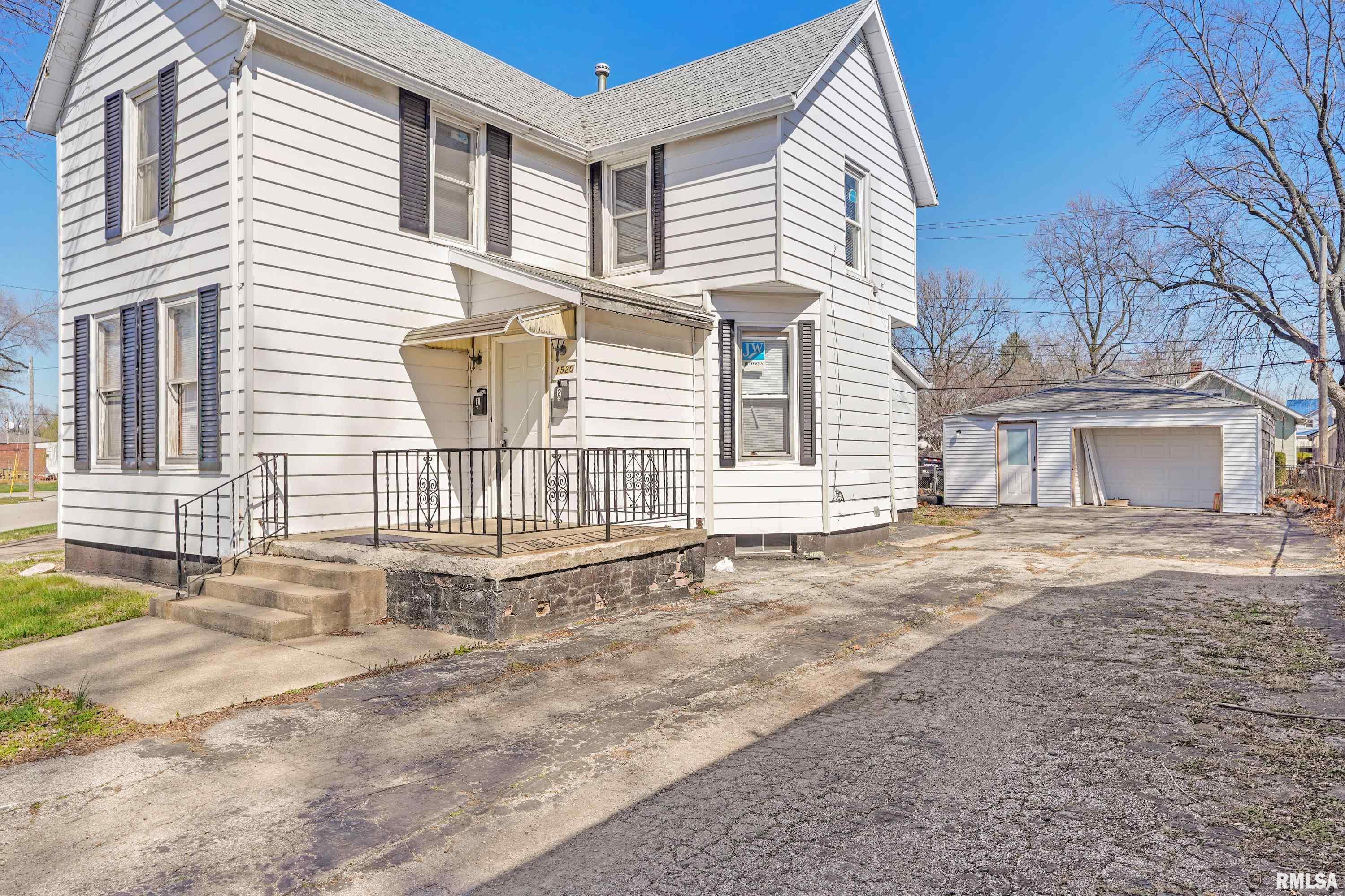 1520 North 8th Street Springfield, IL 62702 - Photo 2 of 21