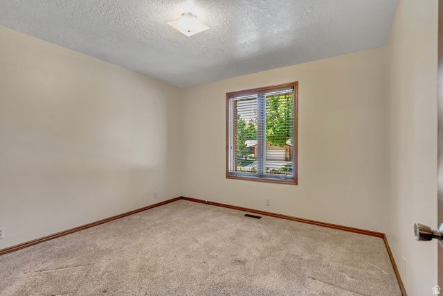 5126 Aztec Drive Ogden, UT 84403 - Photo 23 of 47