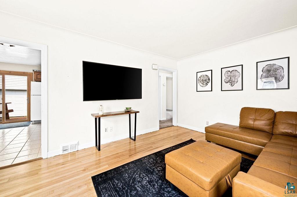 4521 Oneida Street Duluth, MN 55804 - Photo 4 of 29 Gallery Image 4