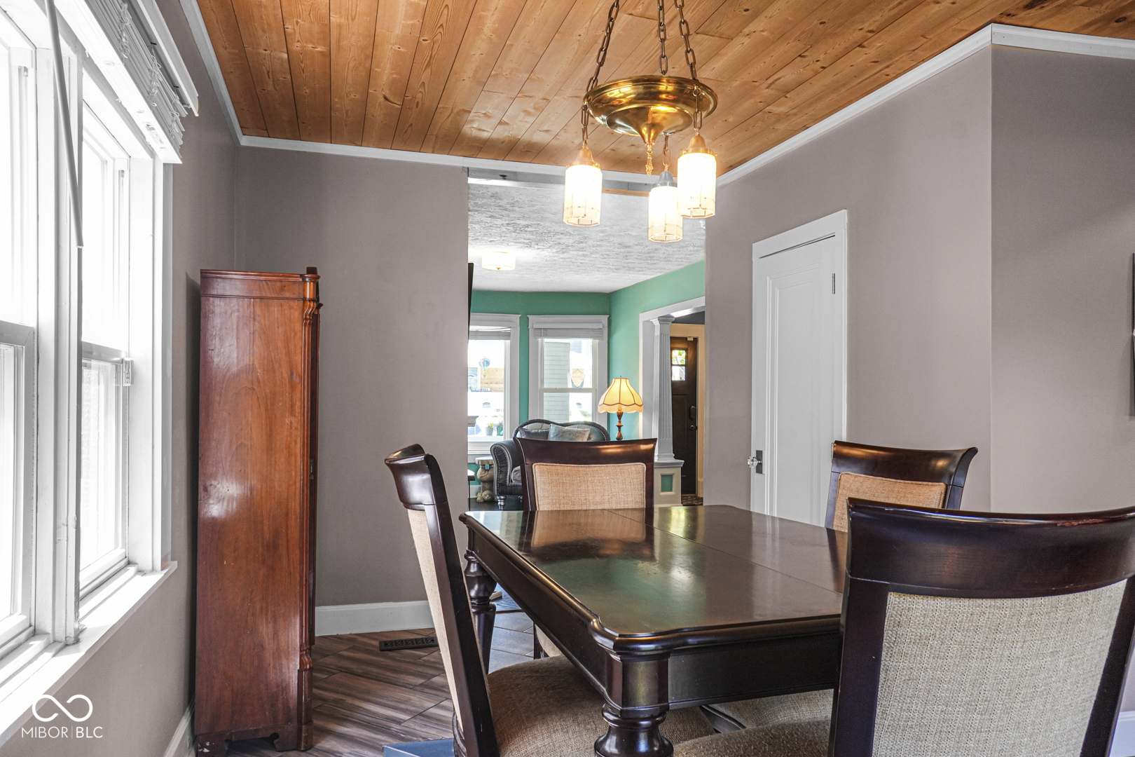 3245 Ruckle Street Indianapolis, IN 46205 - Photo 11 of 32