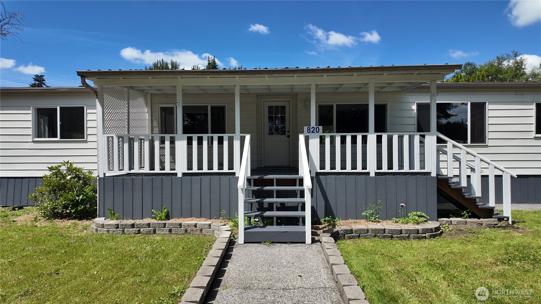 820 Fruitdale Road Sedro-Woolley, WA 98284 - Photo 2 of 35