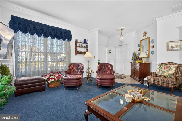 $350,000 | 89 Horseshoe Lane South, Columbus, NJ 08022