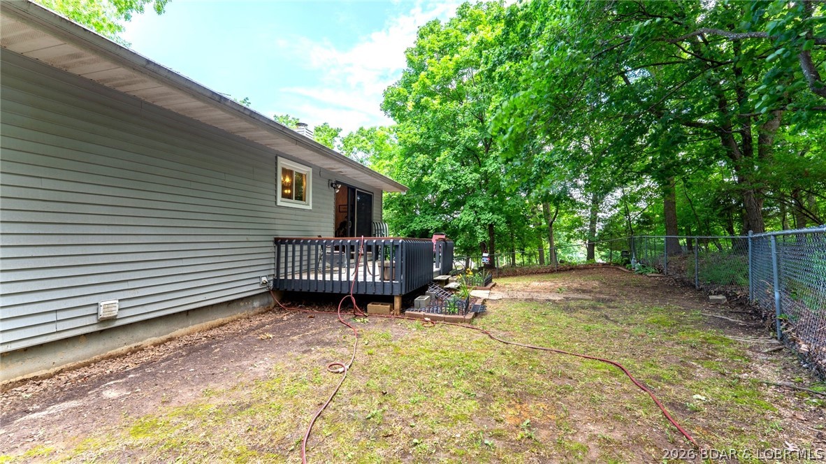 54 Sunset Road Lake Ozark, MO 65049 - Photo 24 of 37 Fenced yard