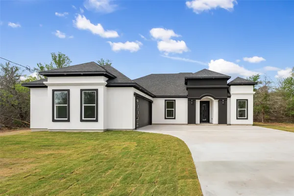 $440,000 | 121 Keomuku, Bastrop, TX 78602