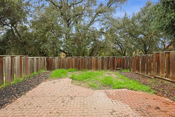 $429,000 | 1917 Edgebrook Drive, Unit D, Modesto, CA 95354