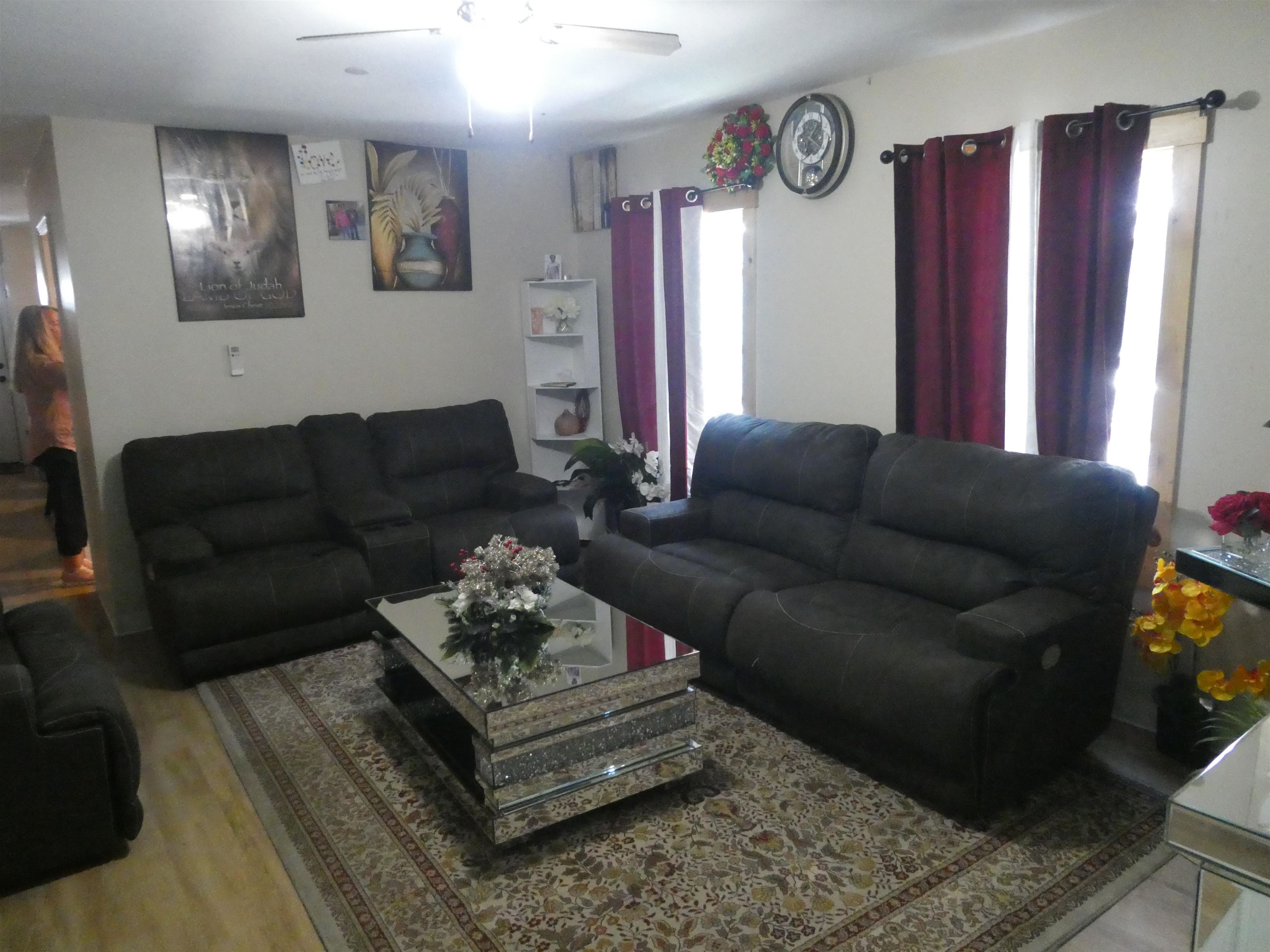 234 Spruce Street Manchester, NH 03103 - Photo 13 of 36