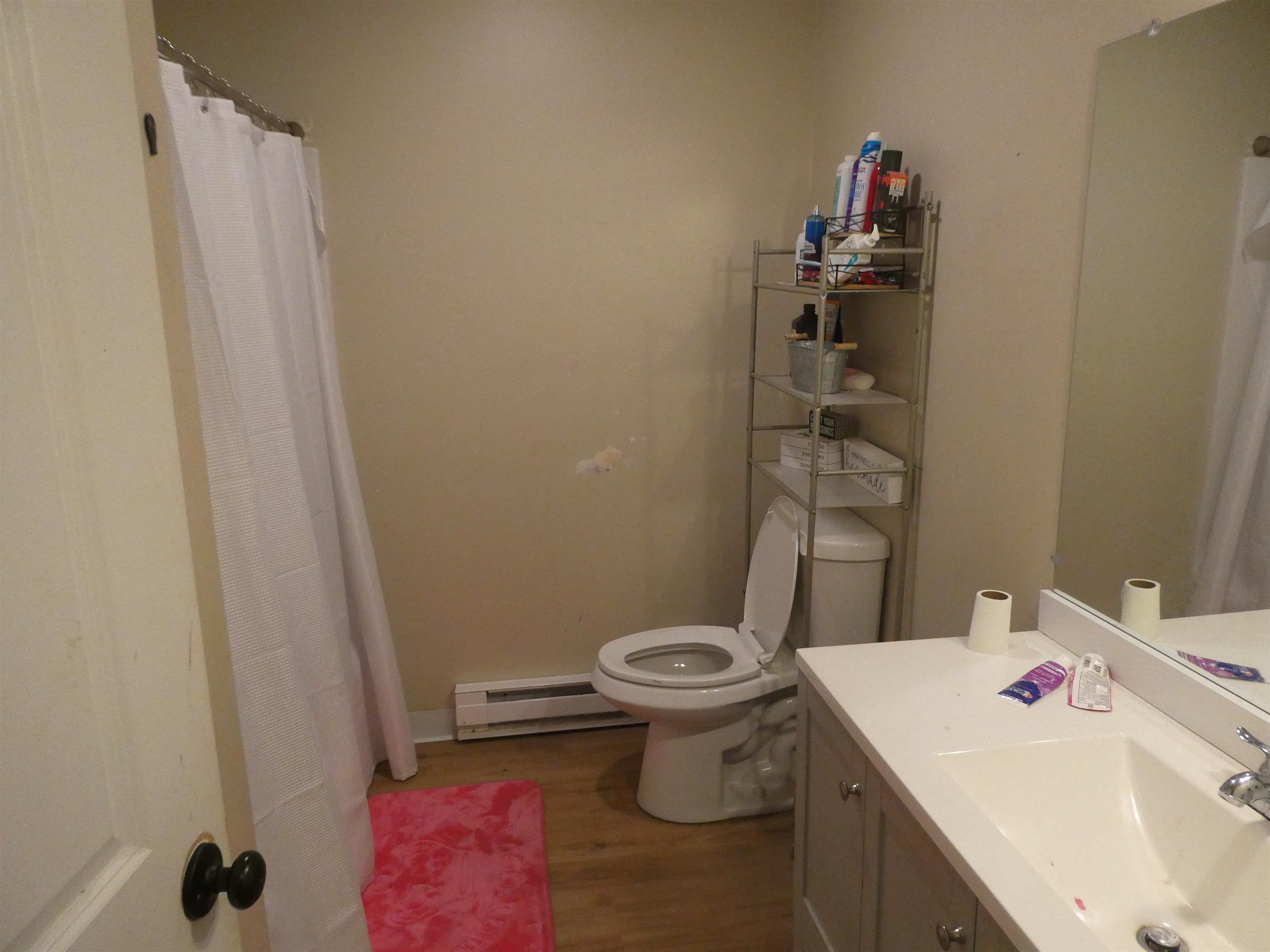 234 Spruce Street Manchester, NH 03103 - Photo 25 of 36